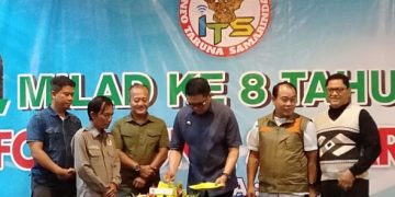 Delapan Tahun ITS, Terus Melangkah dan Berbakti