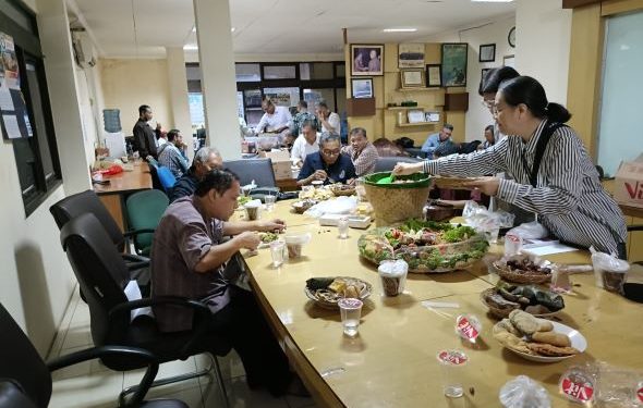 Keakraban Warnai Buka Puasa PWI Pusat