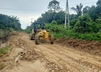 Dukung Mobilitas Warga, Grup Astra Agro Perbaiki Jalan di Desa Kecamatan Waru