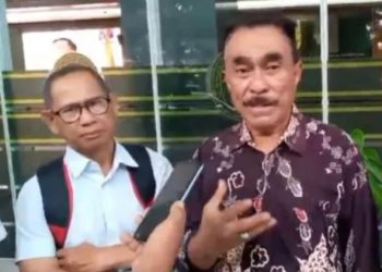 Dituntut Enam Bulan Penjara, Henry Perjuangkan Hak