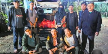 Alumni Smada 93 Samarinda Gelar SOTR, Bagikan Puluhan Paket Makanan Sahur