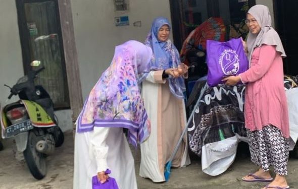 Salimah Samarinda Berbagi 250 Paket Sembako Lebaran untuk Janda, Dhuafa, dan Guru Ngaji