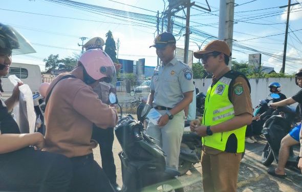 Operasi Gabungan Cek Kepatuhan Masyarakat Terhadap Pajak Kendaraan