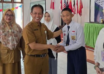 SMAN 10 Samarinda Gelar MPLS Tahun Ajaran 2025/2026