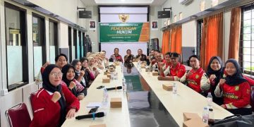 Kejati Kaltim Beri Penerangan Hukum Pada Perangkat Desa di Tenggarong