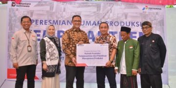 Dukung Kemandirian Pesantren di Indramayu, PDC Meresmikan Rumah Produksi Pengolahan Tempe
