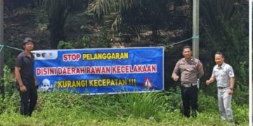 Spanduk Imbauan Rawan Laka Dipasang di Loa Janan