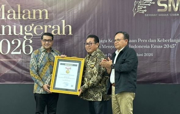 SMSI Beri Penghargaan untuk Tokoh Inspiratif, Sahabat Pers, dan Pelopor Kemerdekaan Pers